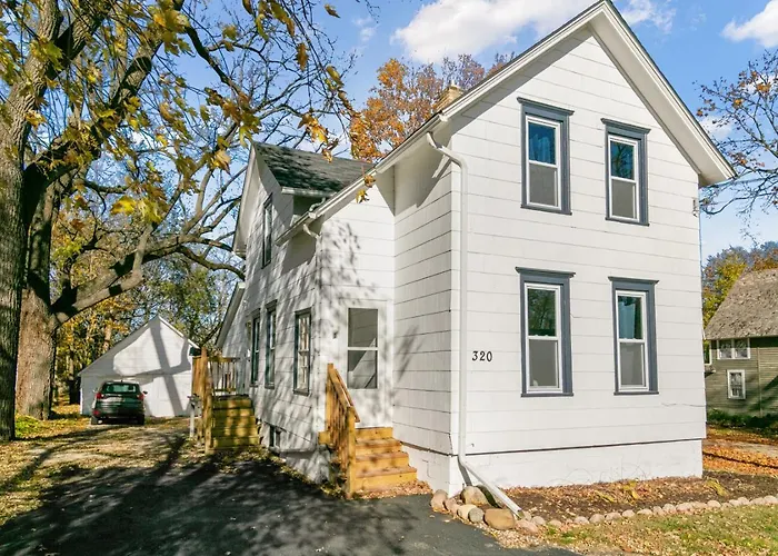 Apartamento Cozy Spot In Heart Of Near Naval Base